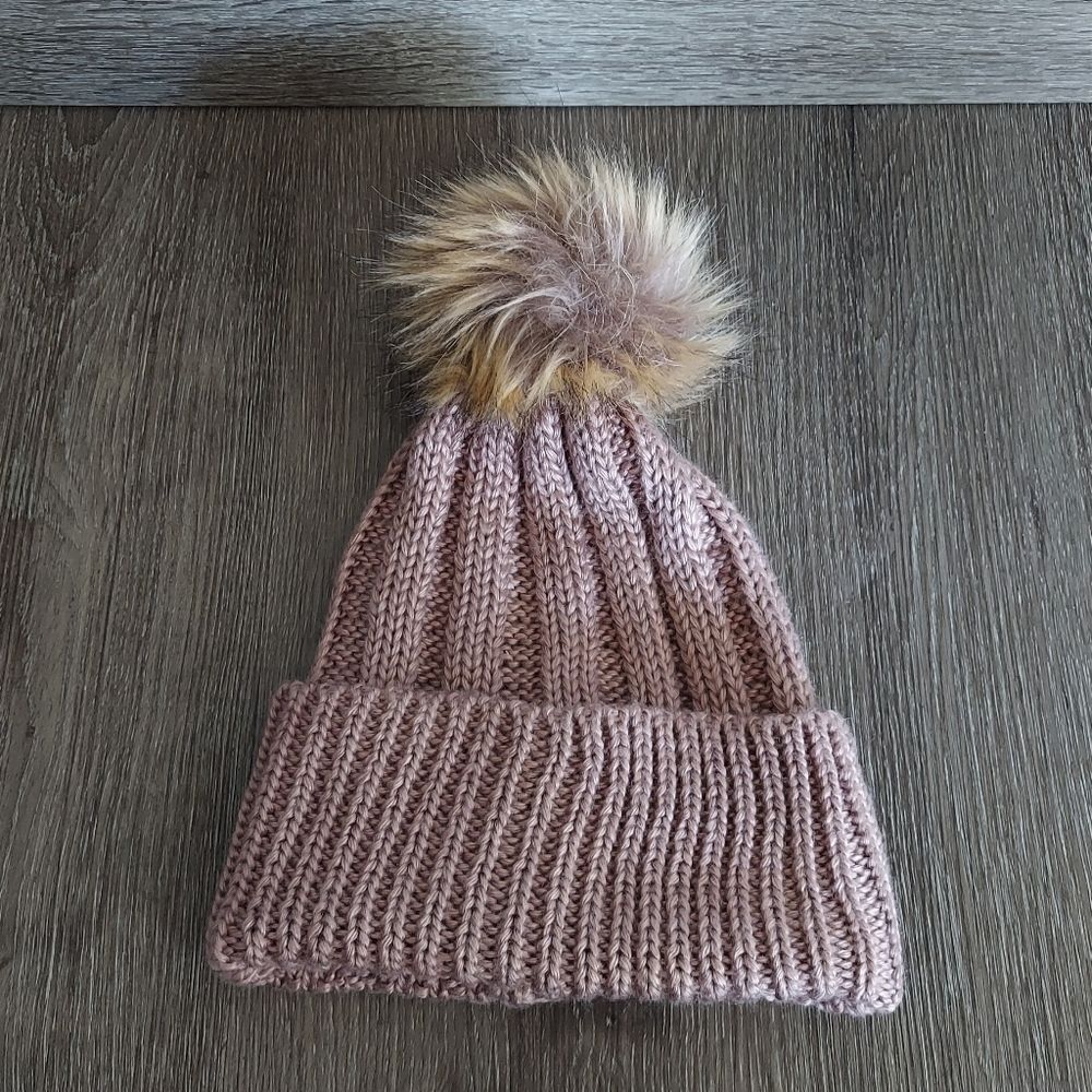 BCBG GENERATION Cozy Knit Pom-Pom Beanie  - Pink